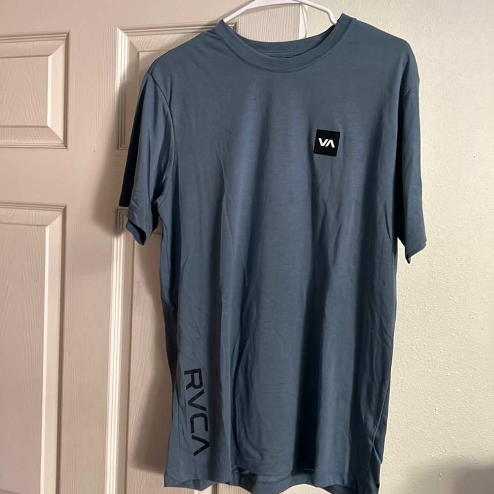 Rvca tee